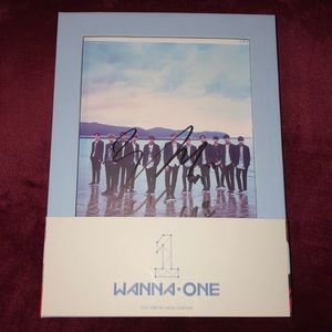 Wanna One To be One Sungwoon Signed Album